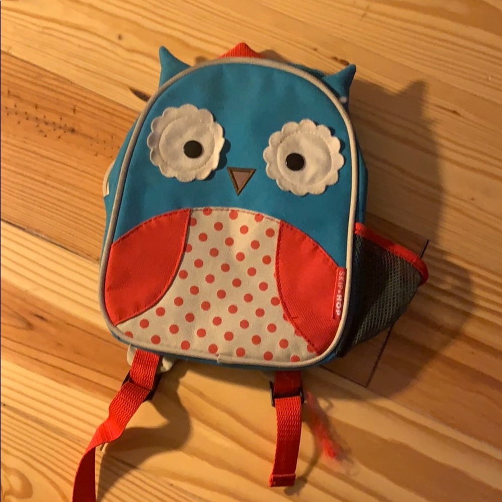 skip hop back pack - small size